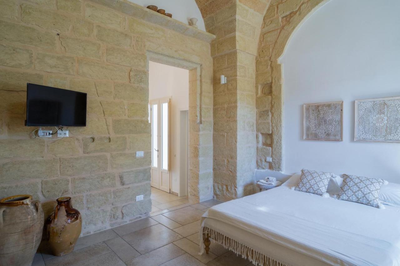 Li Perrini Boutique B&B Acquarica Eksteriør billede