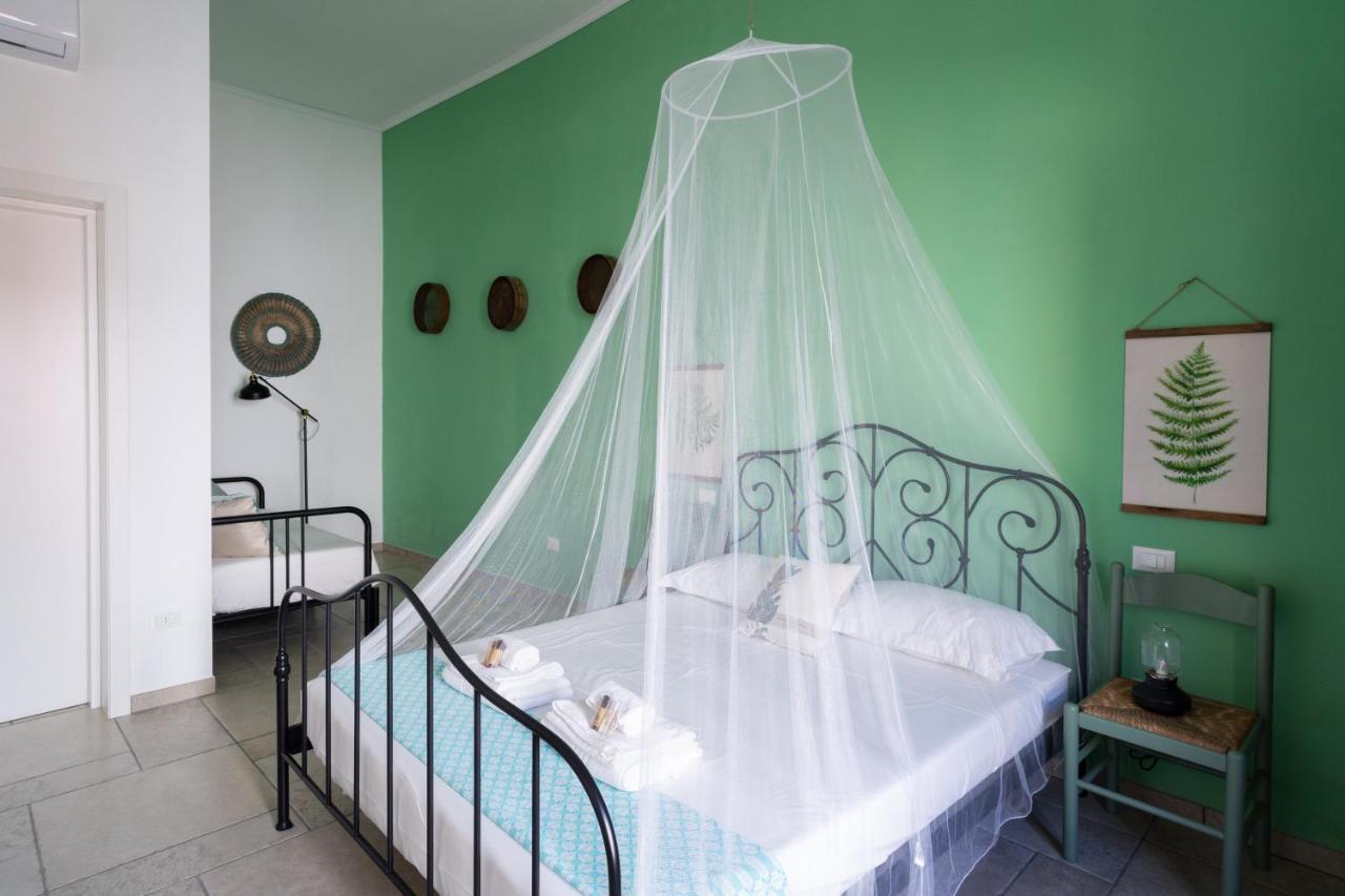 Li Perrini Boutique B&B Acquarica Eksteriør billede