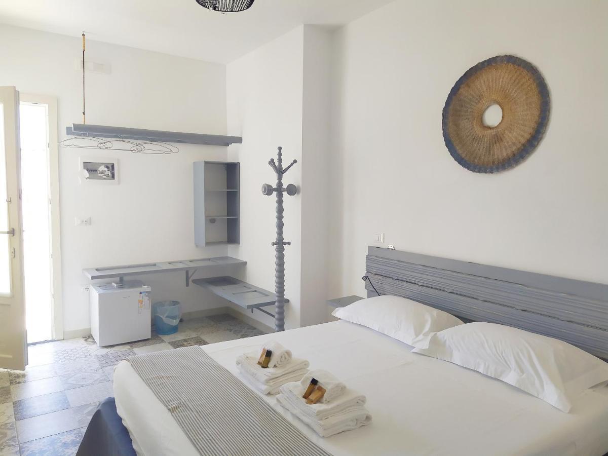Li Perrini Boutique B&B Acquarica Eksteriør billede